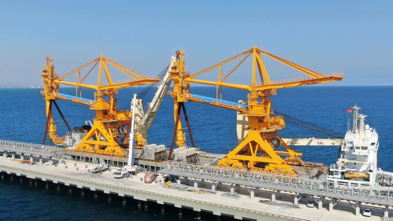 2023年土耳其卸船機(jī)頂升、復(fù)位搶修項(xiàng)目(圖2)